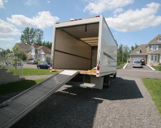 local moving on average, a local moving job takes between four to six hours to complete